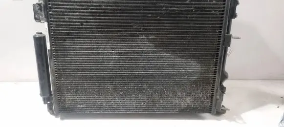 Dodge Challenger Radiator set 55111282AC 14091PASS