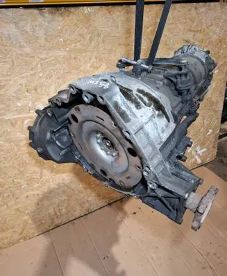 Audi A5 8T 8F Manual 6 speed gearbox 0B1301103D