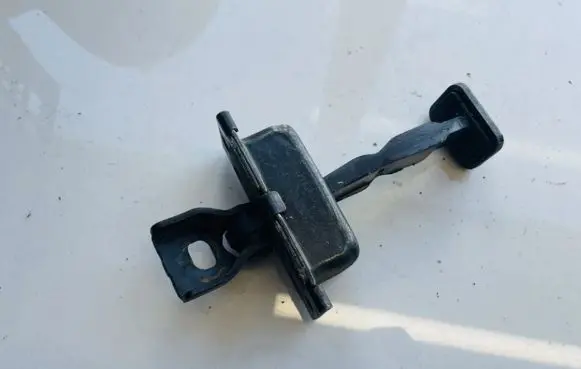 Mercedes-Benz Vaneo W414 Front door check strap stopper 