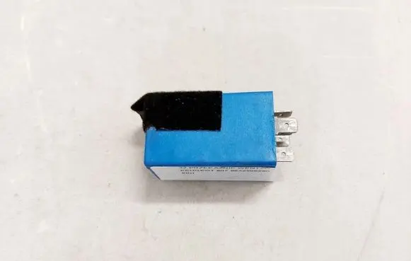 Peugeot 607 Other relay 9632506580