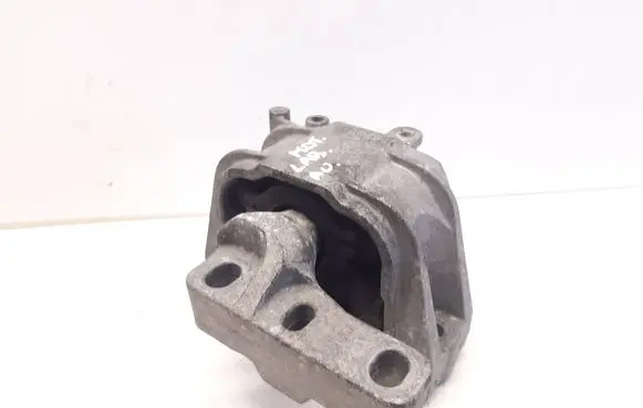 Volkswagen Golf V Engine mount bracket 1K0199262AT