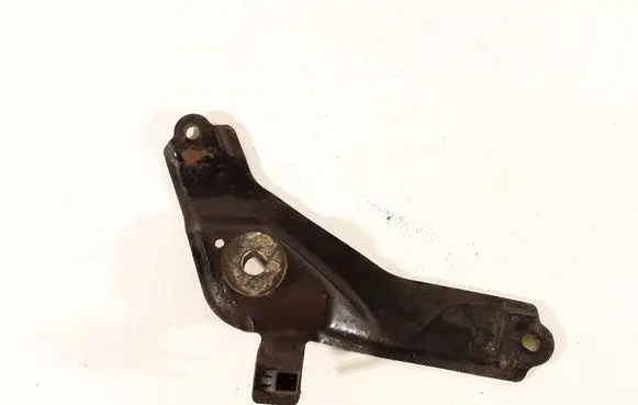 Honda Accord Radiator mount bracket