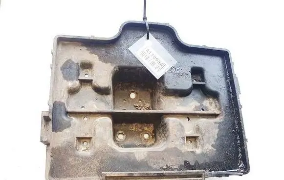 Hyundai Santa Fe Battery box tray 