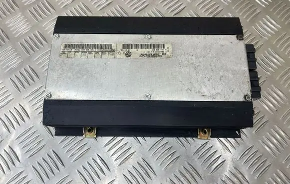 Volkswagen Phaeton Sound amplifier 3D0035456A