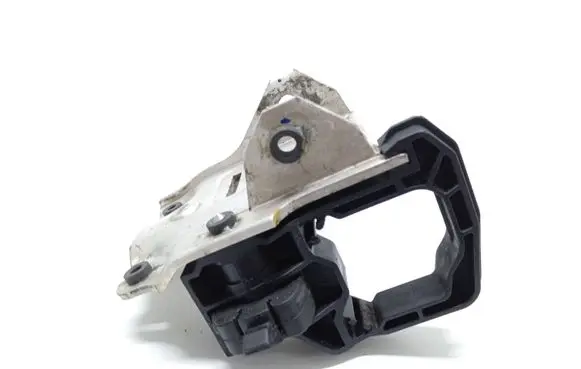 Radiator mount bracket