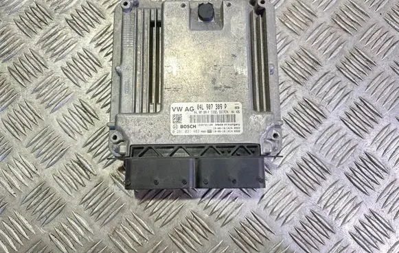Volkswagen PASSAT B8 Engine control unit/module 04L907309P 0281031483