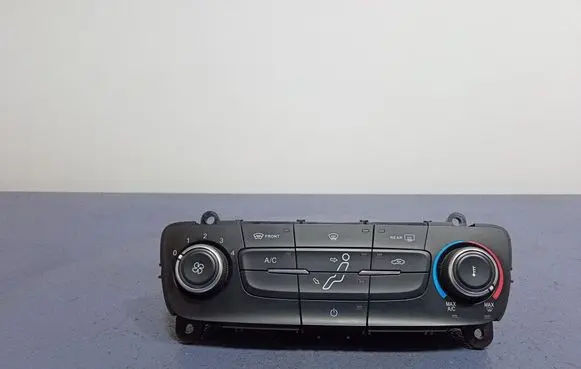 Ford Focus ST Climate control unit F1ET-19980-BK