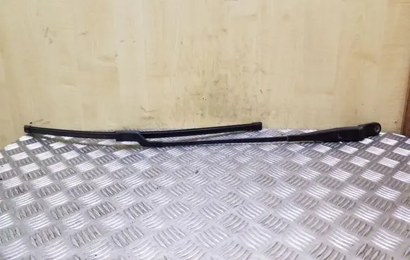 Peugeot 5008 Front wiper blade arm 9685753780