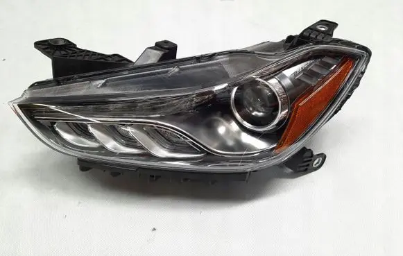 Maserati Ghibli Headlight/headlamp 00670106267