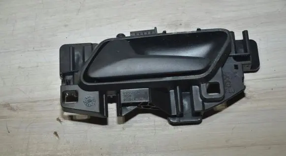 Front door interior handle