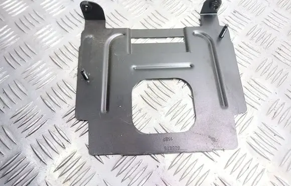 Peugeot 308 Other engine bay part 605875