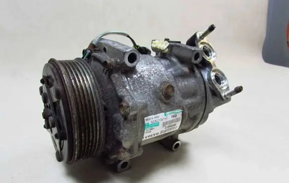 Volvo V50 Air conditioning (A/C) compressor (pump) 31348245 53734