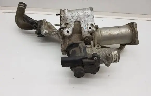 Renault Scenic III - Grand scenic III EGR valve cooler 8200729079