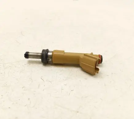 Toyota Auris E180 Fuel injector 130142718 232500T030