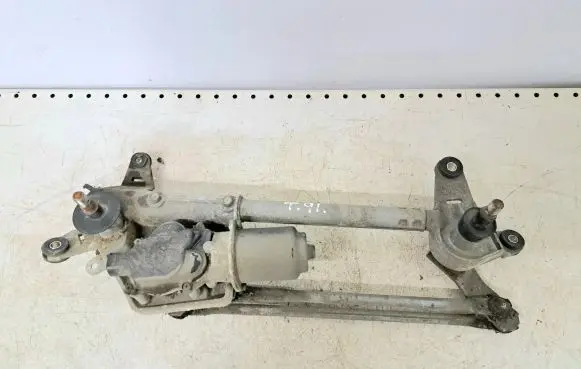 Honda Accord Front wiper linkage and motor