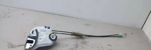 Toyota Highlander XU70 Rear door lock