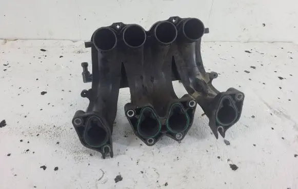 Skoda Octavia Mk2 (1Z) Intake manifold 06A13320