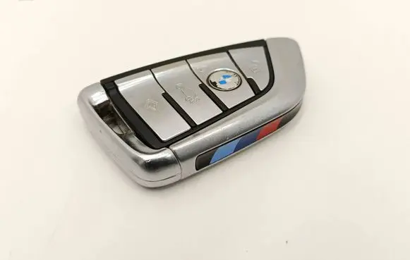 BMW 5 G30 G31 G38 Ignition key/card 8808893