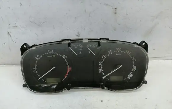 Skoda Octavia Mk1 (1U) Speedometer (instrument cluster) 1U0920810F