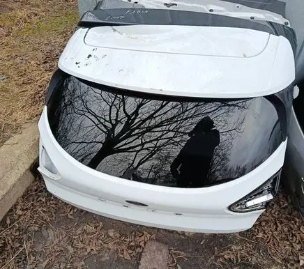 Ford Puma Rear windscreen/windshield window 
