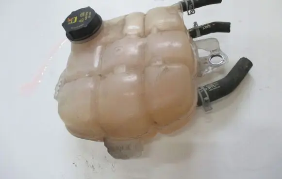 Ford Focus Coolant expansion tank/reservoir JX618A080AB