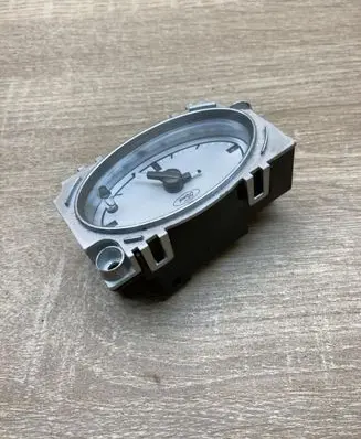 Ford Mondeo Mk III Clock 1S7115000AG B41TA