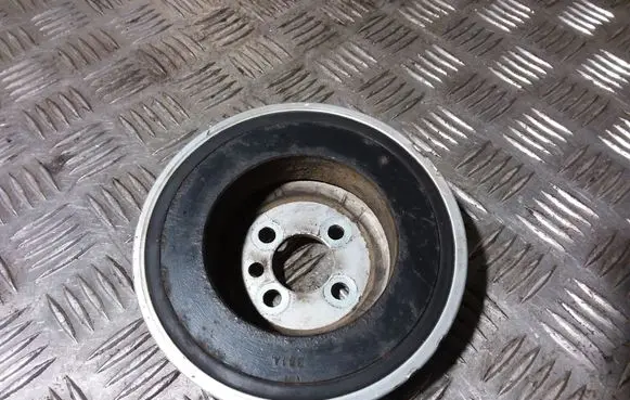 Audi A4 S4 B6 8E 8H Crankshaft pulley 06B105243F
