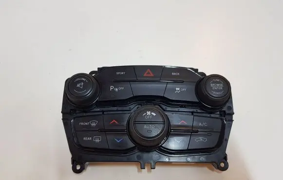 Dodge Challenger Climate control unit P68188878AB 5PG682XGAD