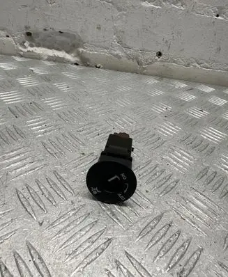 Nissan Qashqai Passenger airbag on/off switch 25585BC600 2110841314
