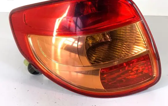 Suzuki SX4 Rear/tail lights 22016684