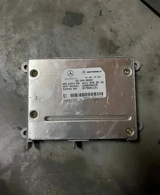 Mercedes-Benz E W211 Bluetooth control unit module A2118705526 M0TA000L