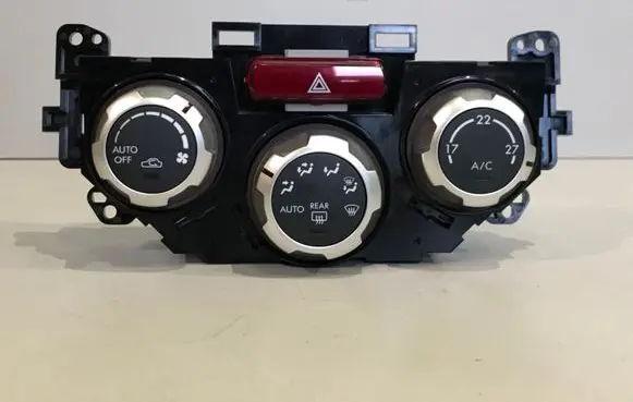 Subaru Forester SH Climate control unit 72311SC060 T1007170D