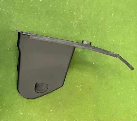 Ford Focus Engine splash shield/under tray 7M518310BC