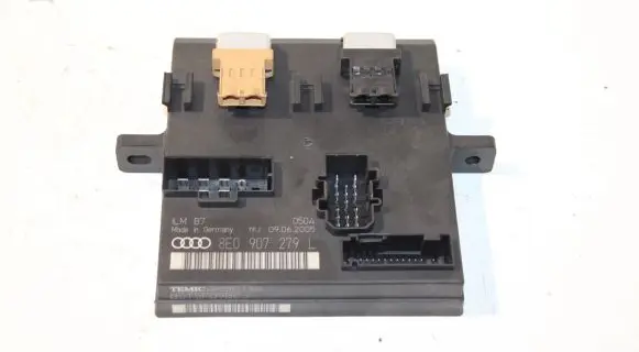 Audi A4 S4 B7 8E 8H Comfort/convenience module 8E0907279L
