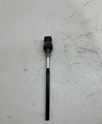 Nissan Qashqai Oil level sensor 670535B