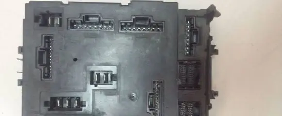 Smart ForTwo II Fuse box set A4519001902 A4519017400 5WK49442AJ