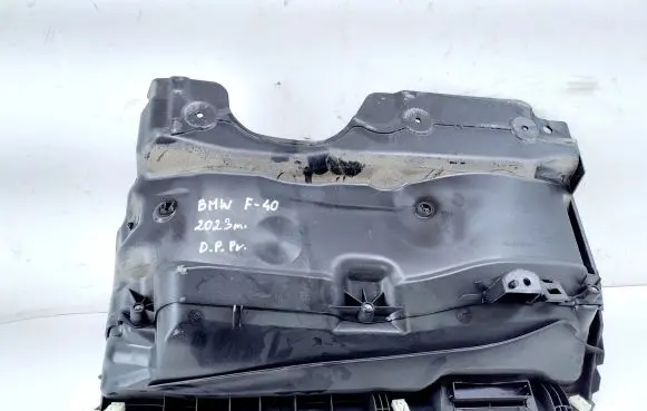 BMW 1 F40 Other engine bay part 7290814 8606008