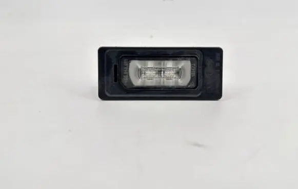 Audi A3 S3 8V Number plate light 4G0943021