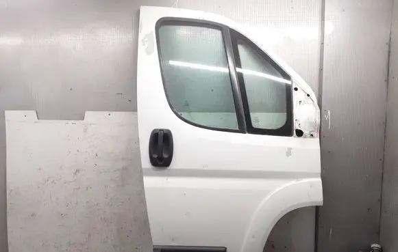 Peugeot Boxer Front door 
