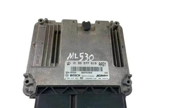 Opel Insignia A Engine control unit/module 55577619 0281017453