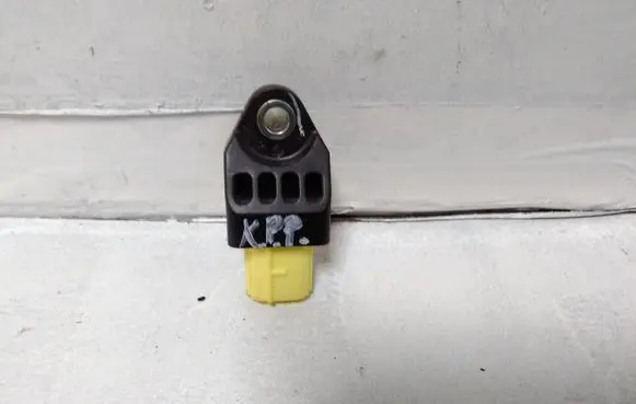 Toyota Prius (XW30) Airbag deployment crash/impact sensor 8983175010