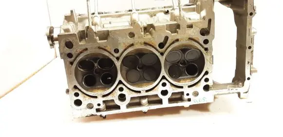 Audi A6 S6 C6 4F Engine head 06E103286