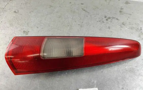 Volvo S70 V70 V70 XC Rear/tail lights 9157800