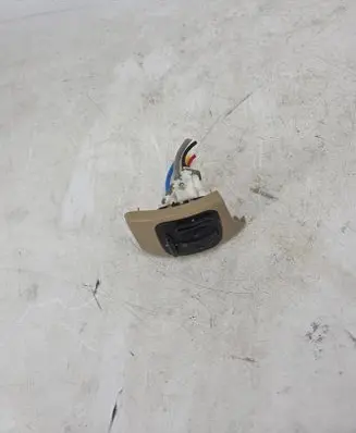 Mercedes-Benz ML W164 Seat control switch 2118000878