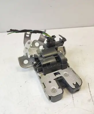 Audi A1 Tailgate/trunk/boot lock/catch/latch 8R0827505 10248161013