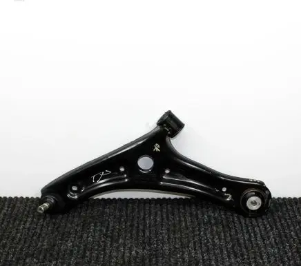 Ford Ecosport Front lower control arm/wishbone GN153051BA