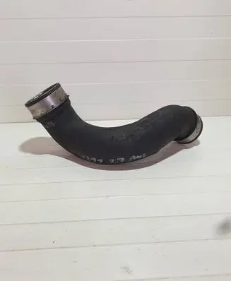 Intercooler hose/pipe