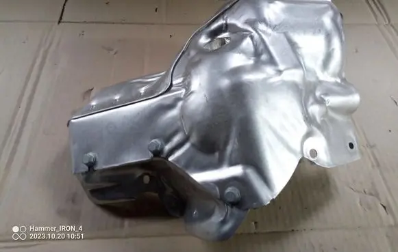Nissan Pathfinder R51 Engine cover (trim) 9805143580
