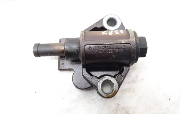 Mercedes-Benz C W205 Timing belt/chain tensioner A2700521000