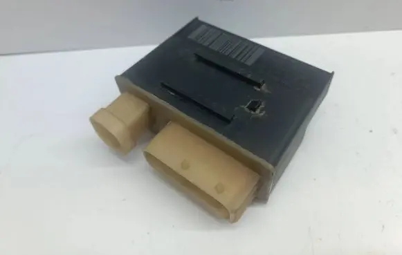Coolant fan relay